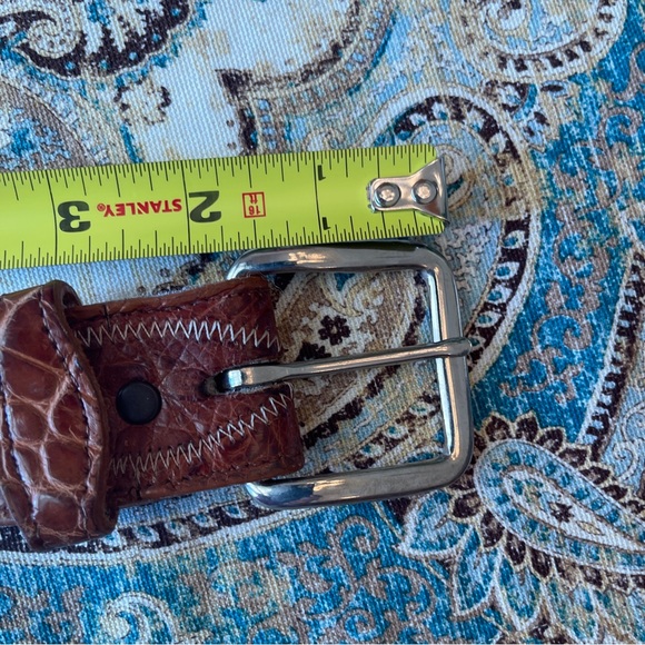 Genuine Leather, Alligator pieced & stitched belt 40” silvertone - Picture 12 of 13
